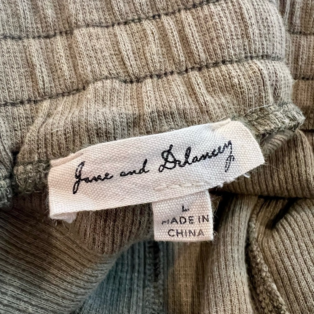 Jane and Delancey Waffle Ribbed Olive Army Green Straight Leg Stretch Lounge - Picture 13 of 13